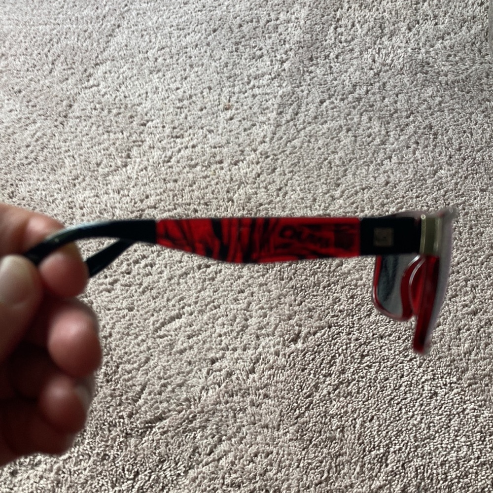 Quicksilver sunglasses - Picture 2 of 3